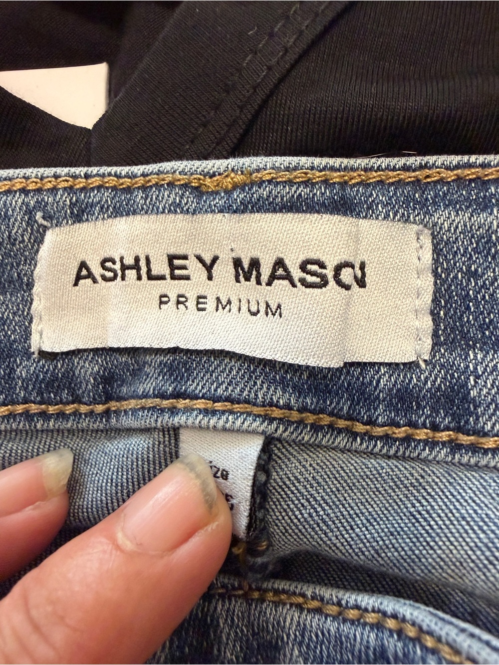 Ashley Mason Premium Star Patch Straight Leg Jeans Size 26 | Distressed Denim - Picture 7 of 8